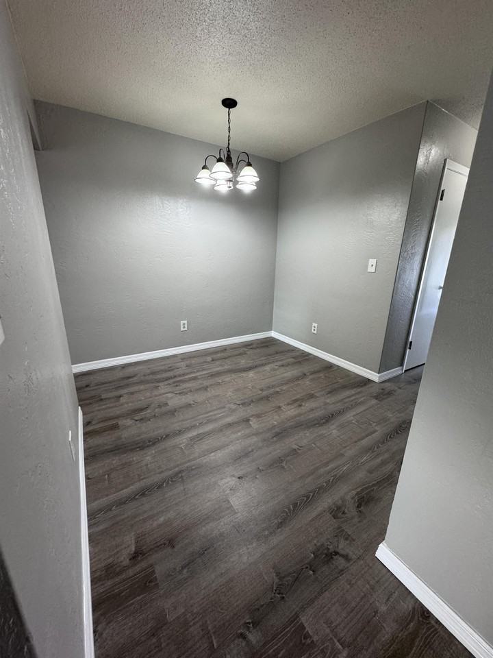 2241 Granada Dr #2241 - Photo 6 of 22