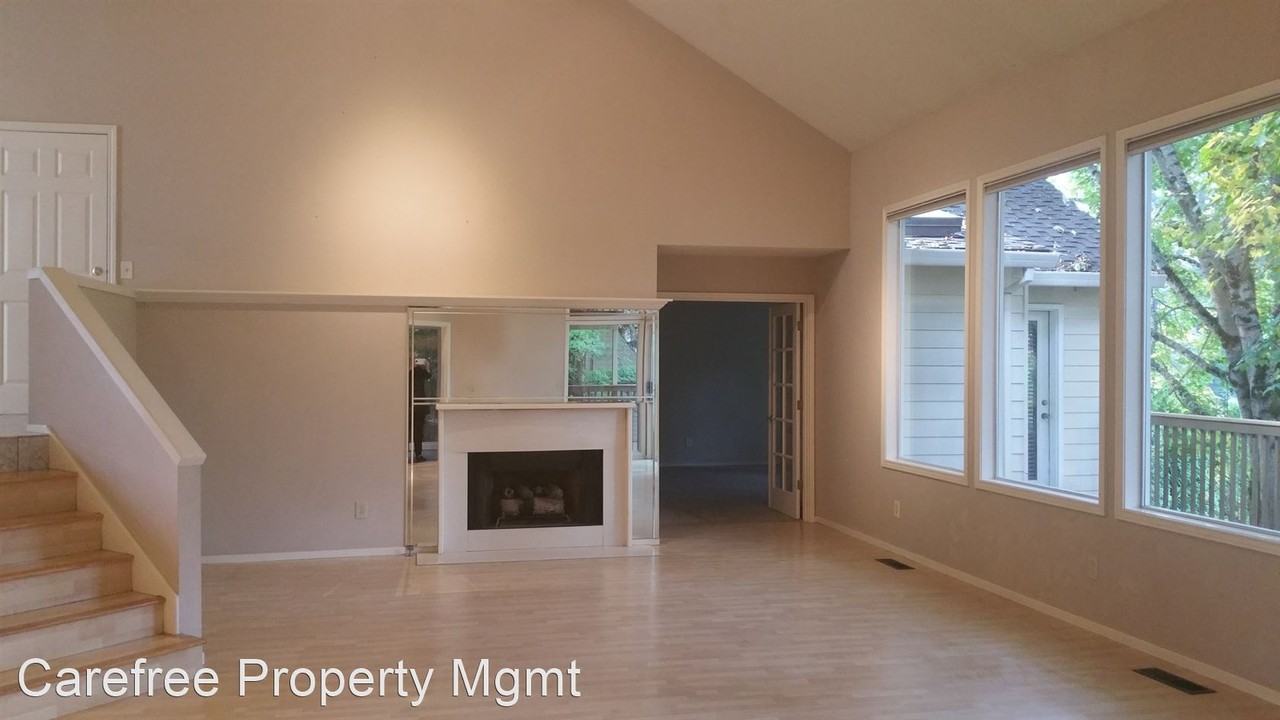 19071 Sw Chesapeake Dr - Photo 3 of 9