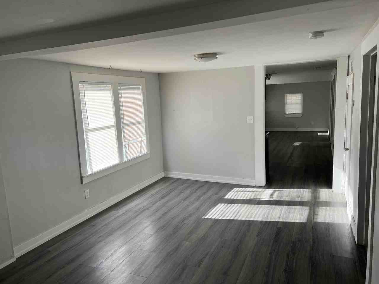 401 Spring St #1 - Photo 3 of 12