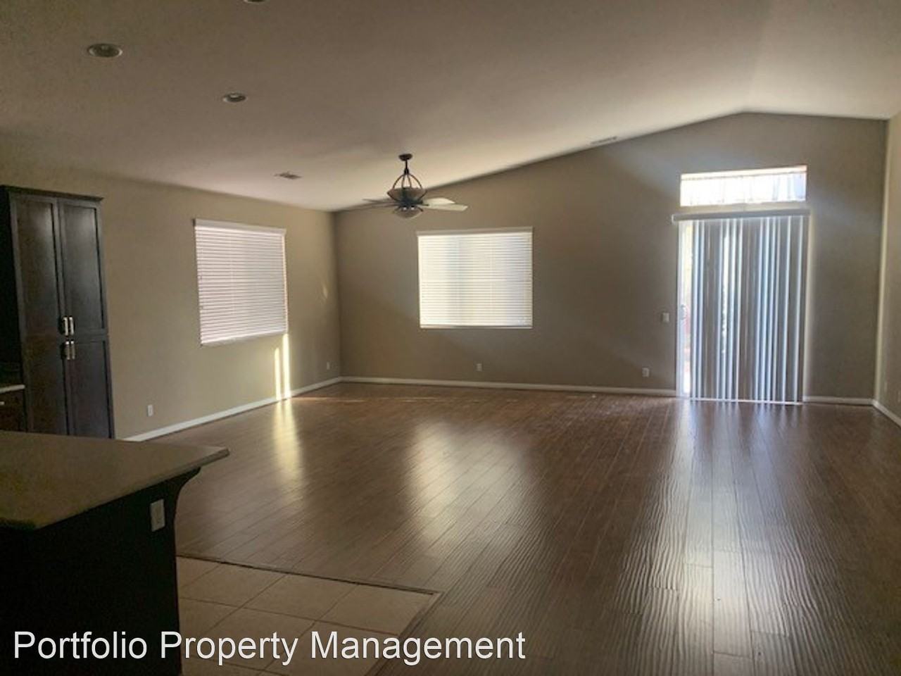 10105 Besancon Way - Photo 3 of 30