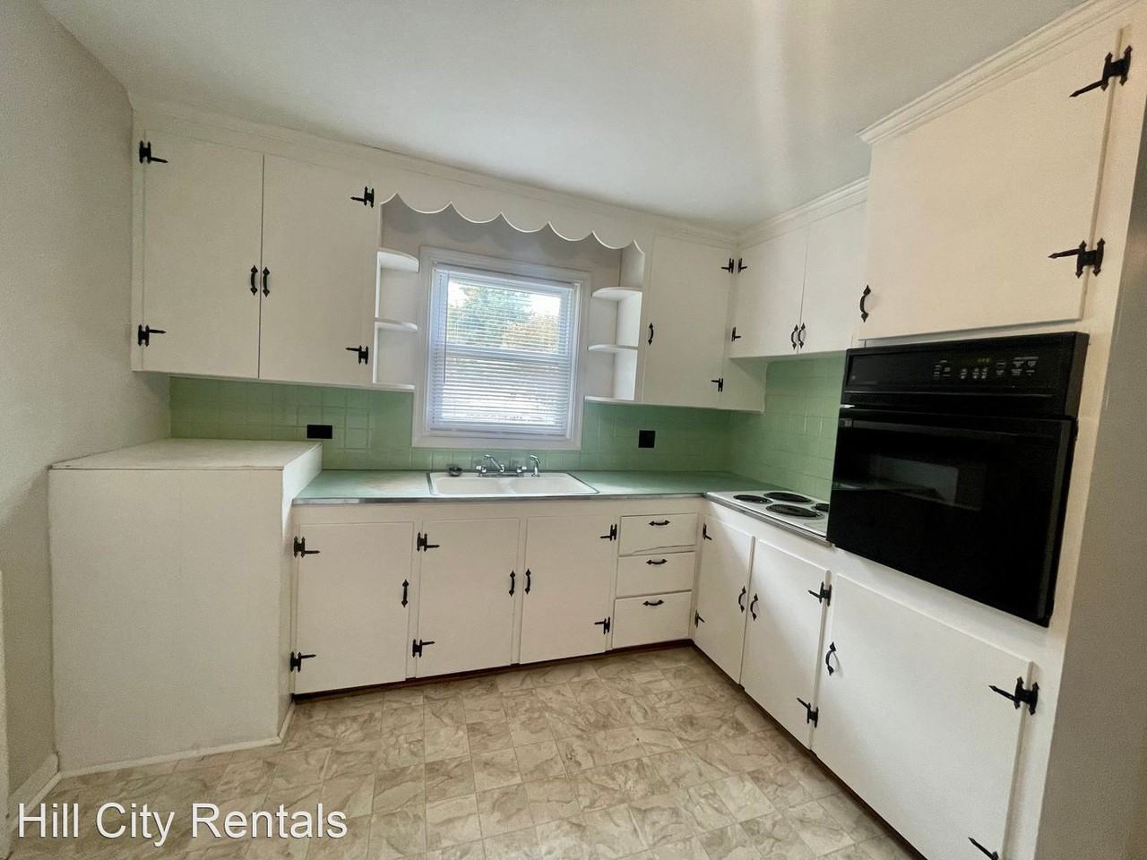 3321 Wilson Avenue - Photo 2 of 8