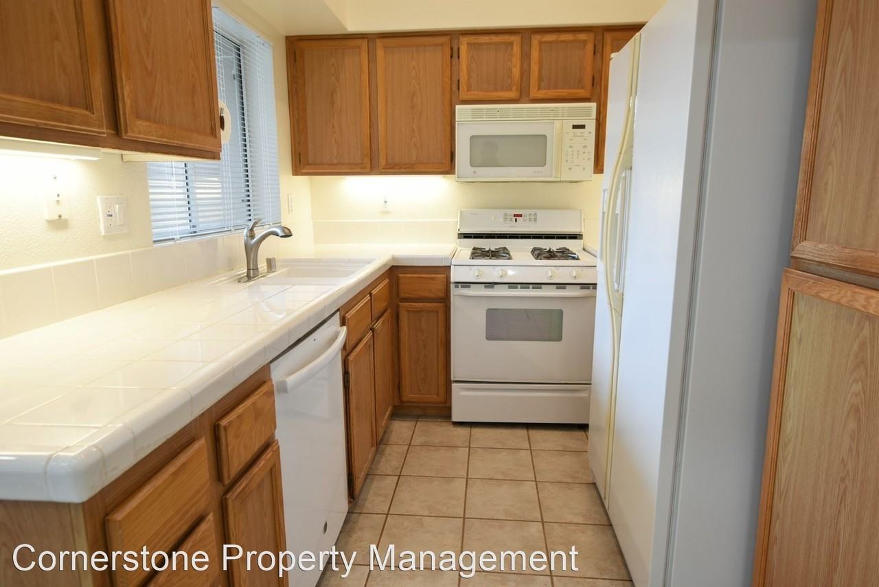 110 Ballatore Ct - Photo 3 of 16