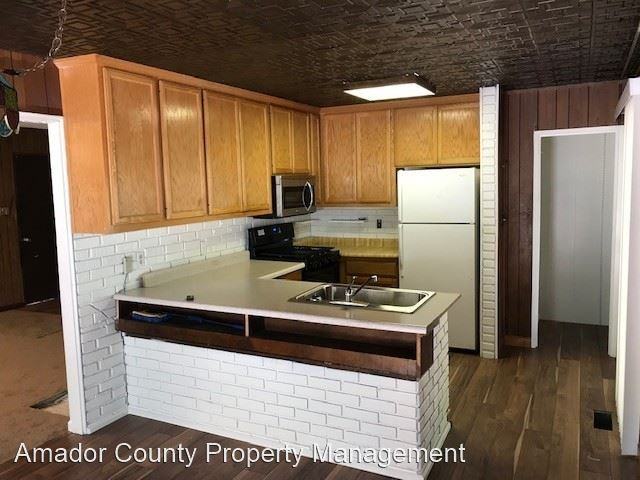16647 Meadow Vista Dr - Photo 3 of 12