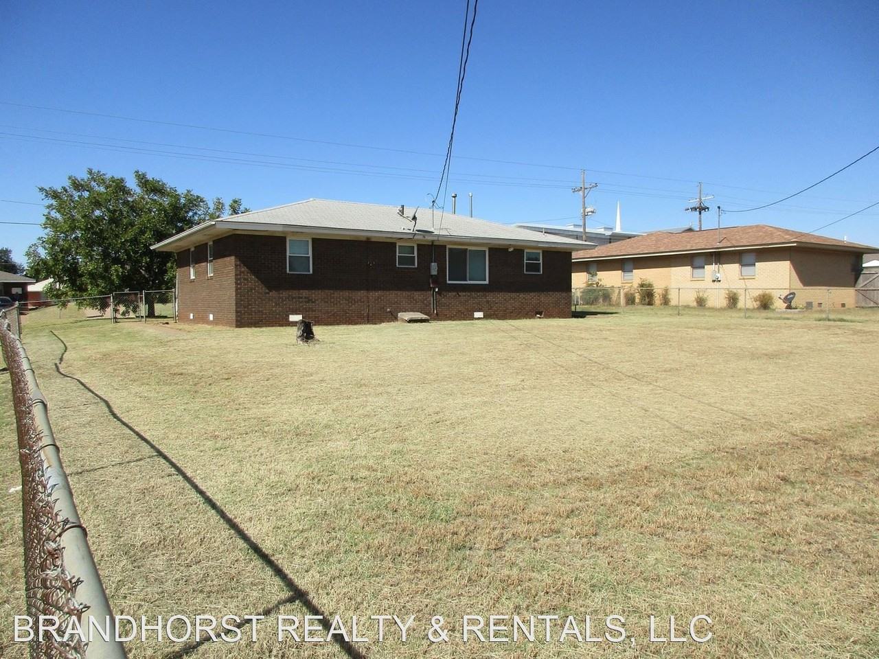 620 N Kansas St - Photo 2 of 26