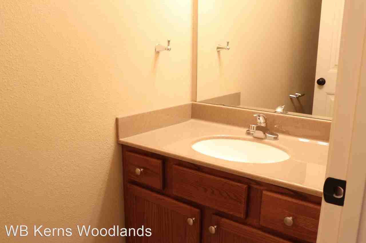 Amy Court - Photo 3 of 16