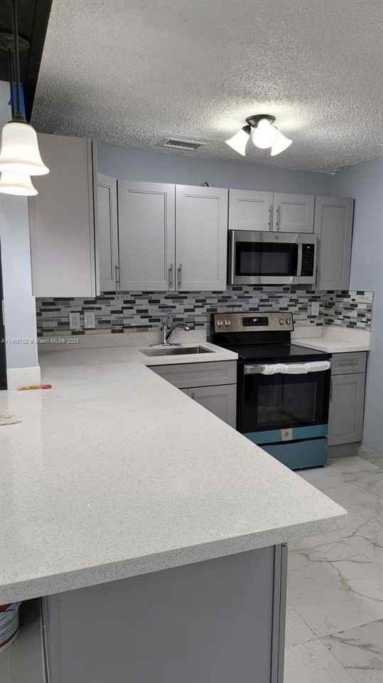 935 W 5th St #935 - Photo 3 of 8