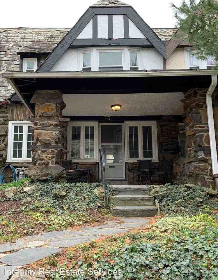 154 Stoneway Ln - Photo 2 of 10