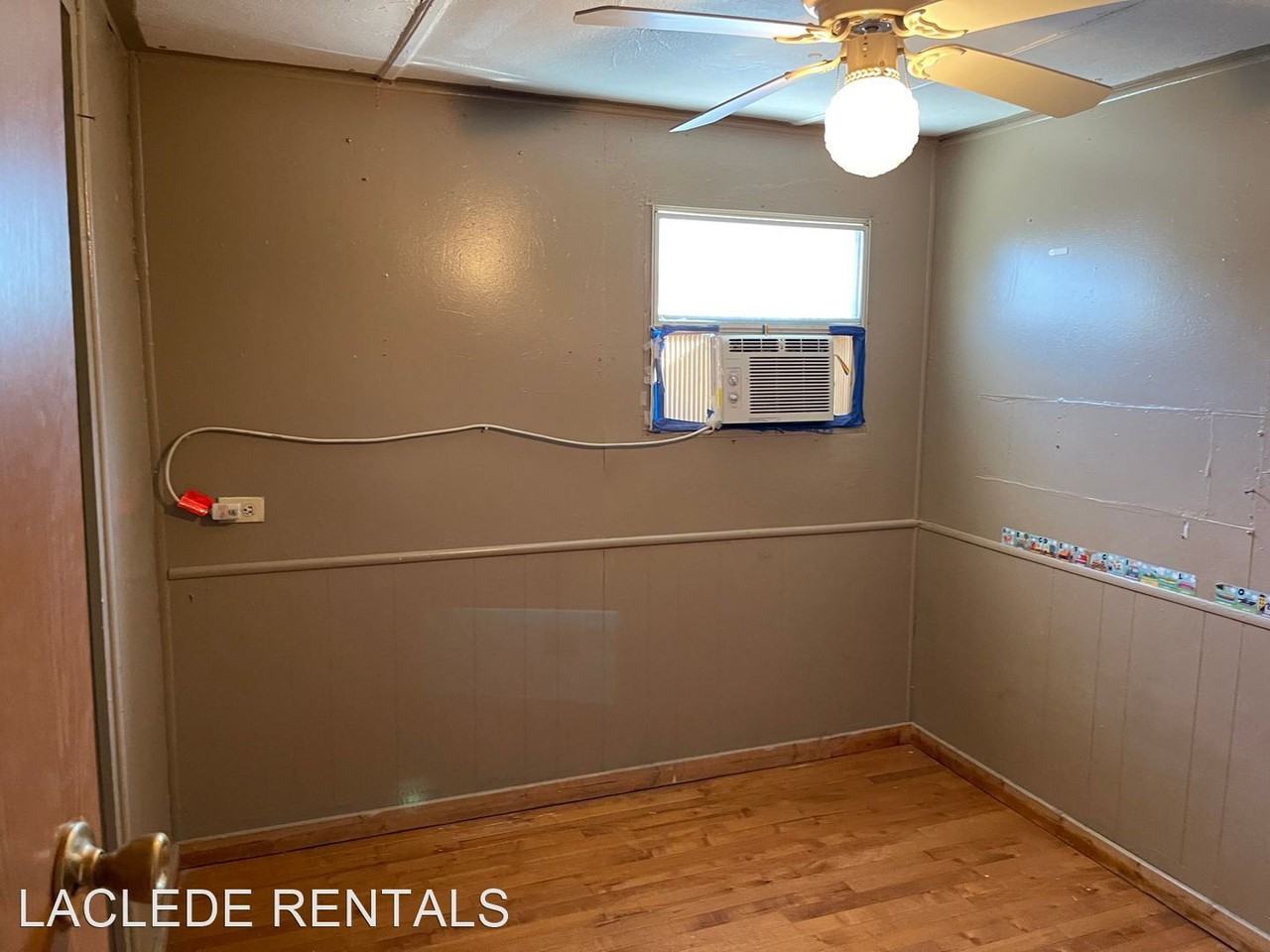 325 W Pine St - Photo 3 of 4