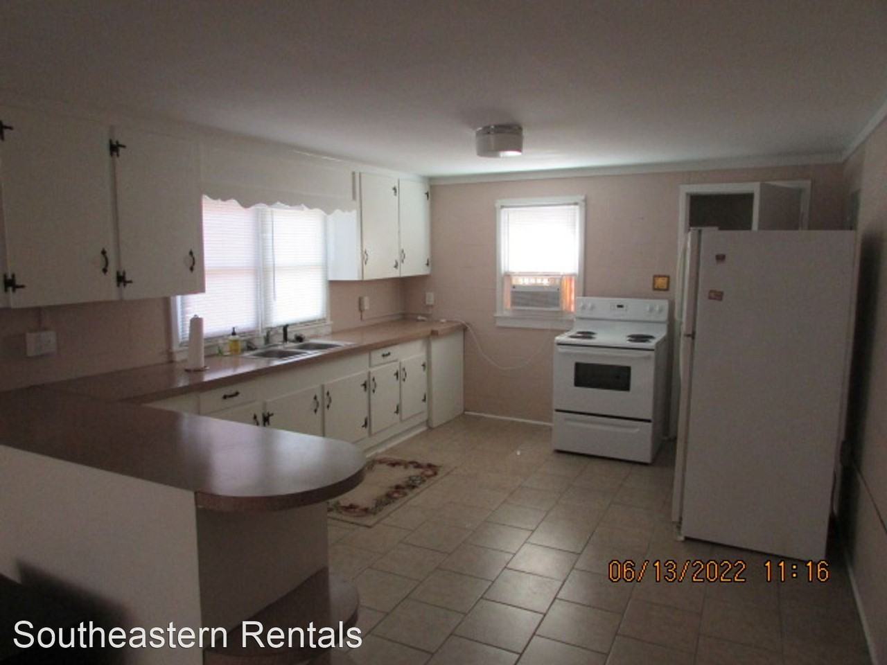 2418 Pipkin Rd - Photo 3 of 6