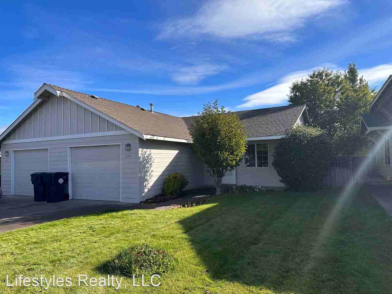 328/330 NW 21st Street - Photo 2 of 11