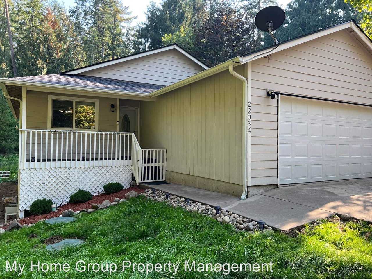 22034 Bluewater Dr Se - Photo 3 of 19