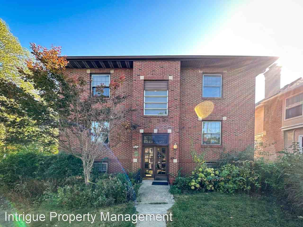 5819 E Washington St Units 114 Apartments in Warren Park, Warren Park, IN 46219 Zumper