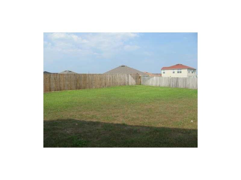 4435 Hazelton Ct - Photo 2 of 2