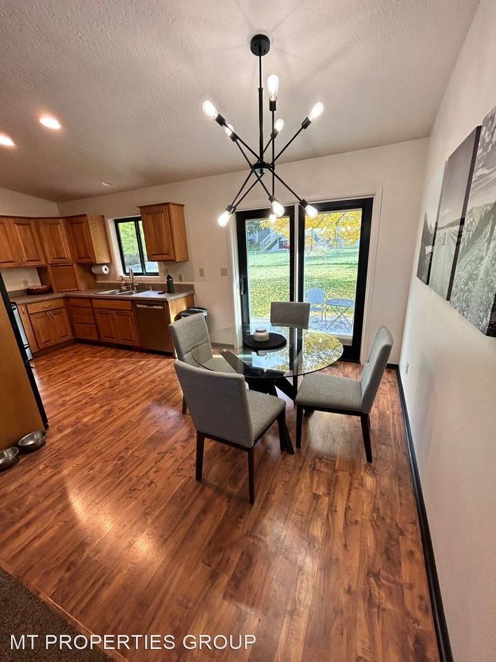 109 Grandview Way - Photo 3 of 20