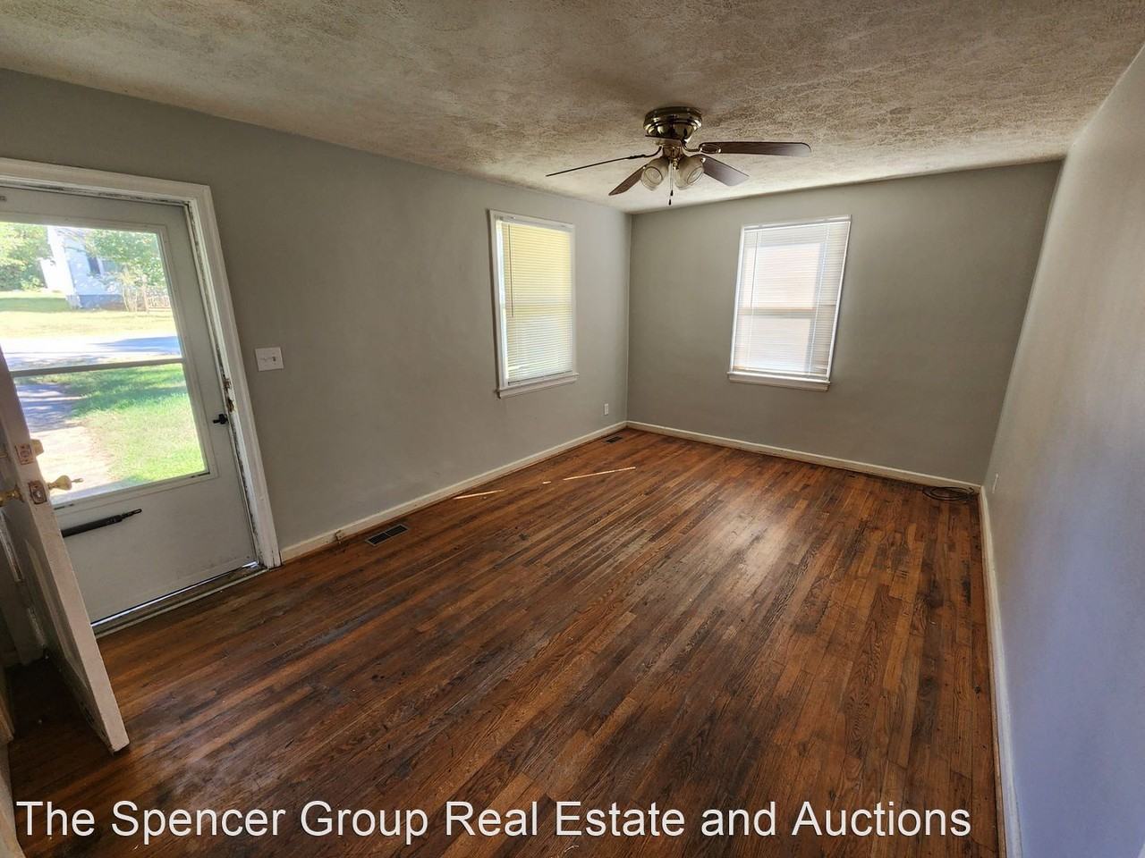 71 Walnut St - Photo 2 of 5