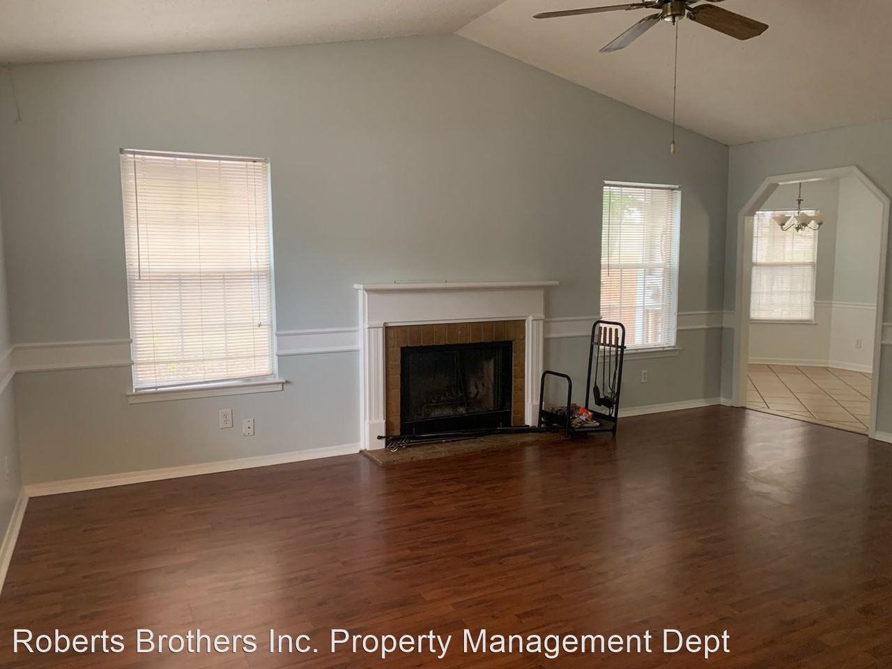 1708 Aspen Wood Ct - Photo 2 of 15