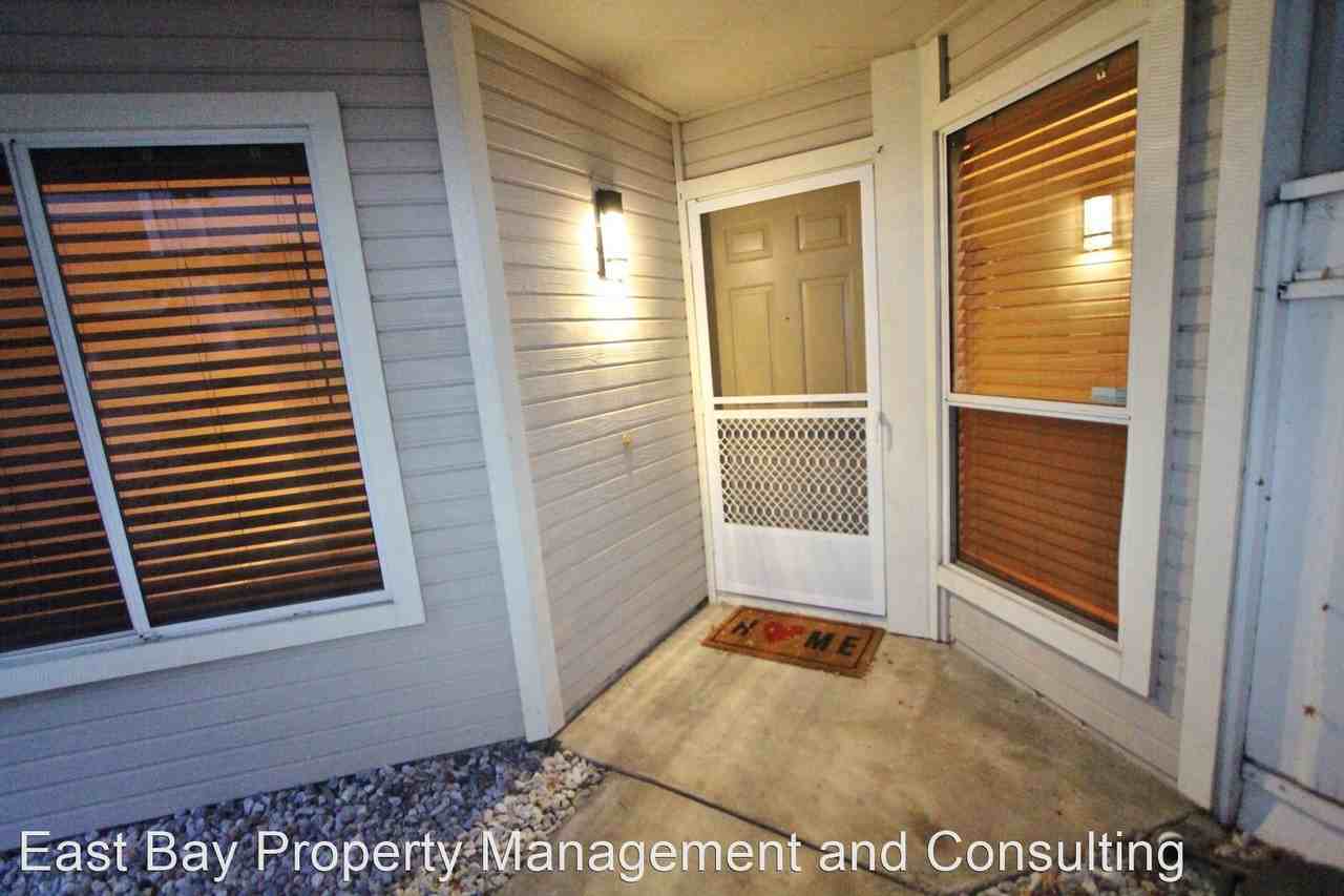 2769 Barrington Ter - Photo 3 of 34