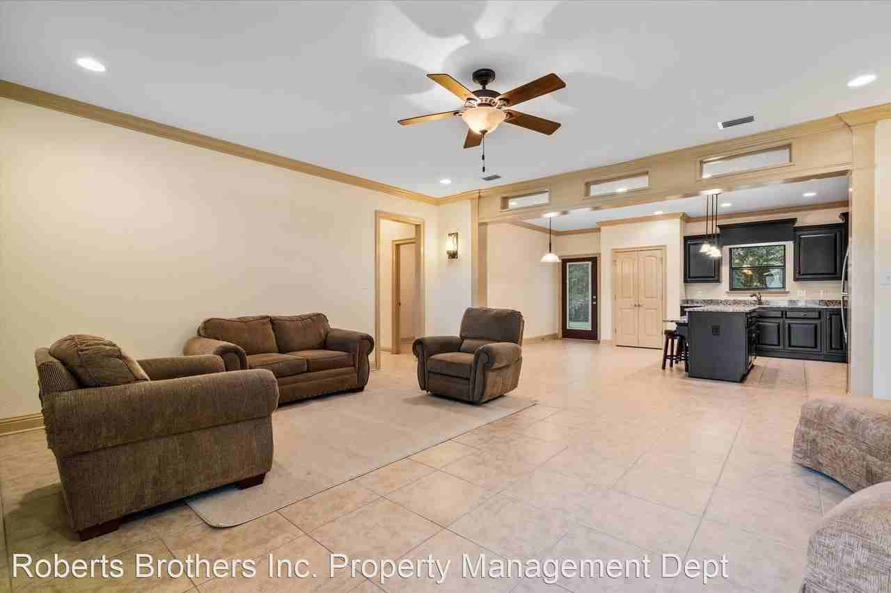 16944 River Park Rd - Photo 3 of 20