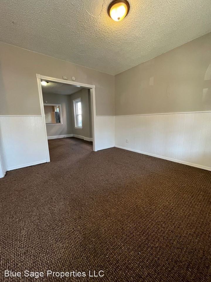 926 Saville Ave - Photo 3 of 27