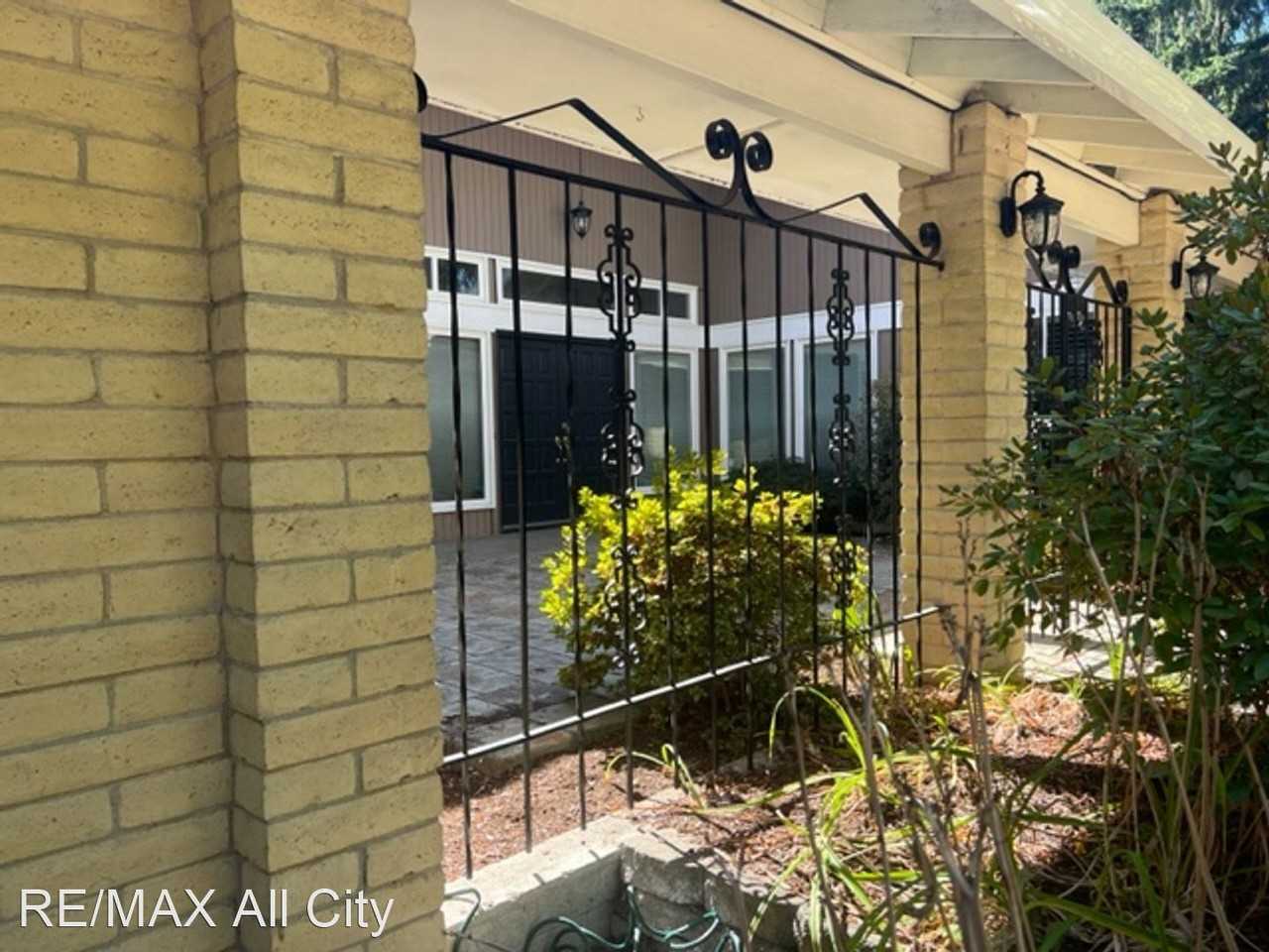 17617 Se 293rd Pl - Photo 2 of 30