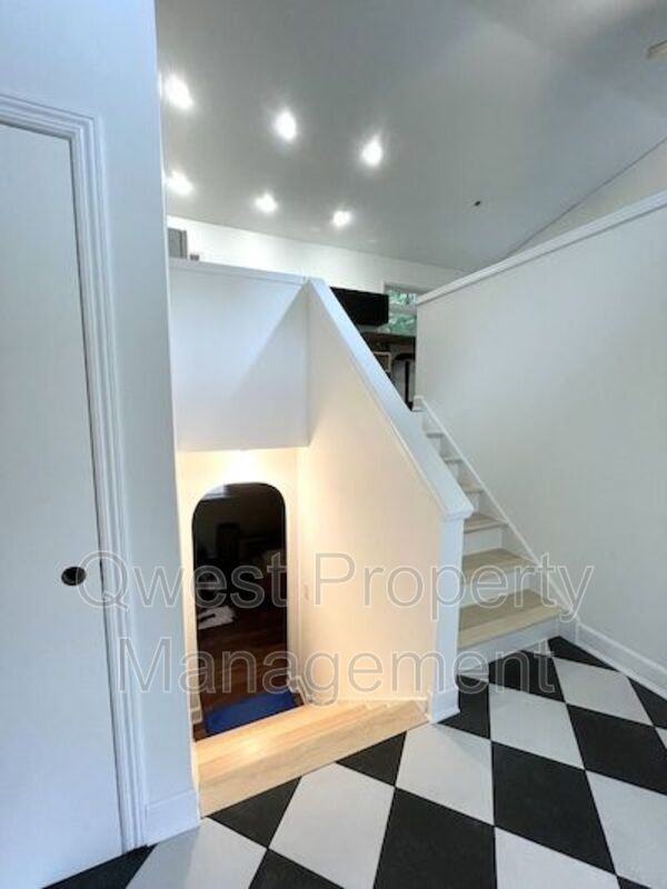 4100 Picea Valley Ct Se - Photo 3 of 12