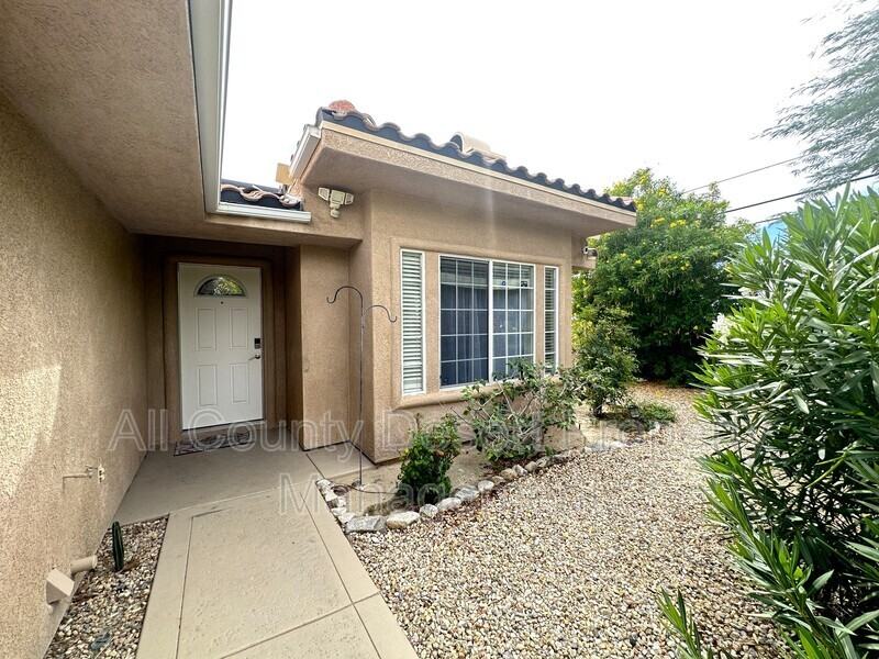 66613 San Diego Dr - Photo 2 of 18