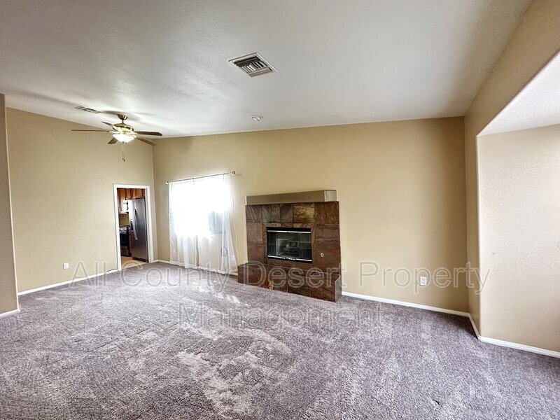 66613 San Diego Dr - Photo 4 of 18