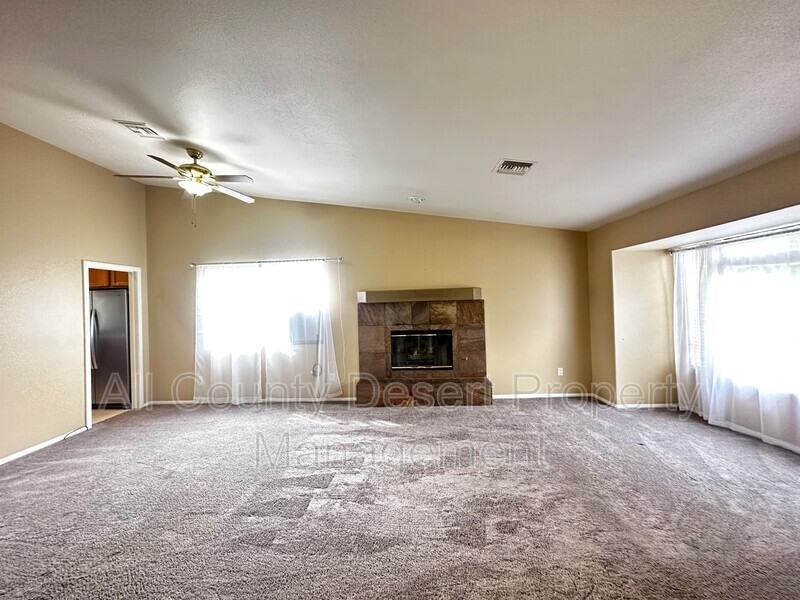 66613 San Diego Dr - Photo 5 of 18