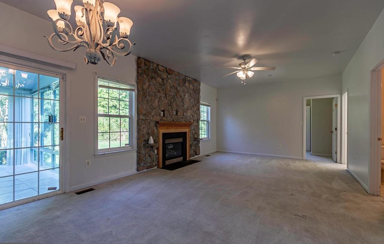 8619 Worman Dr - Photo 2 of 17