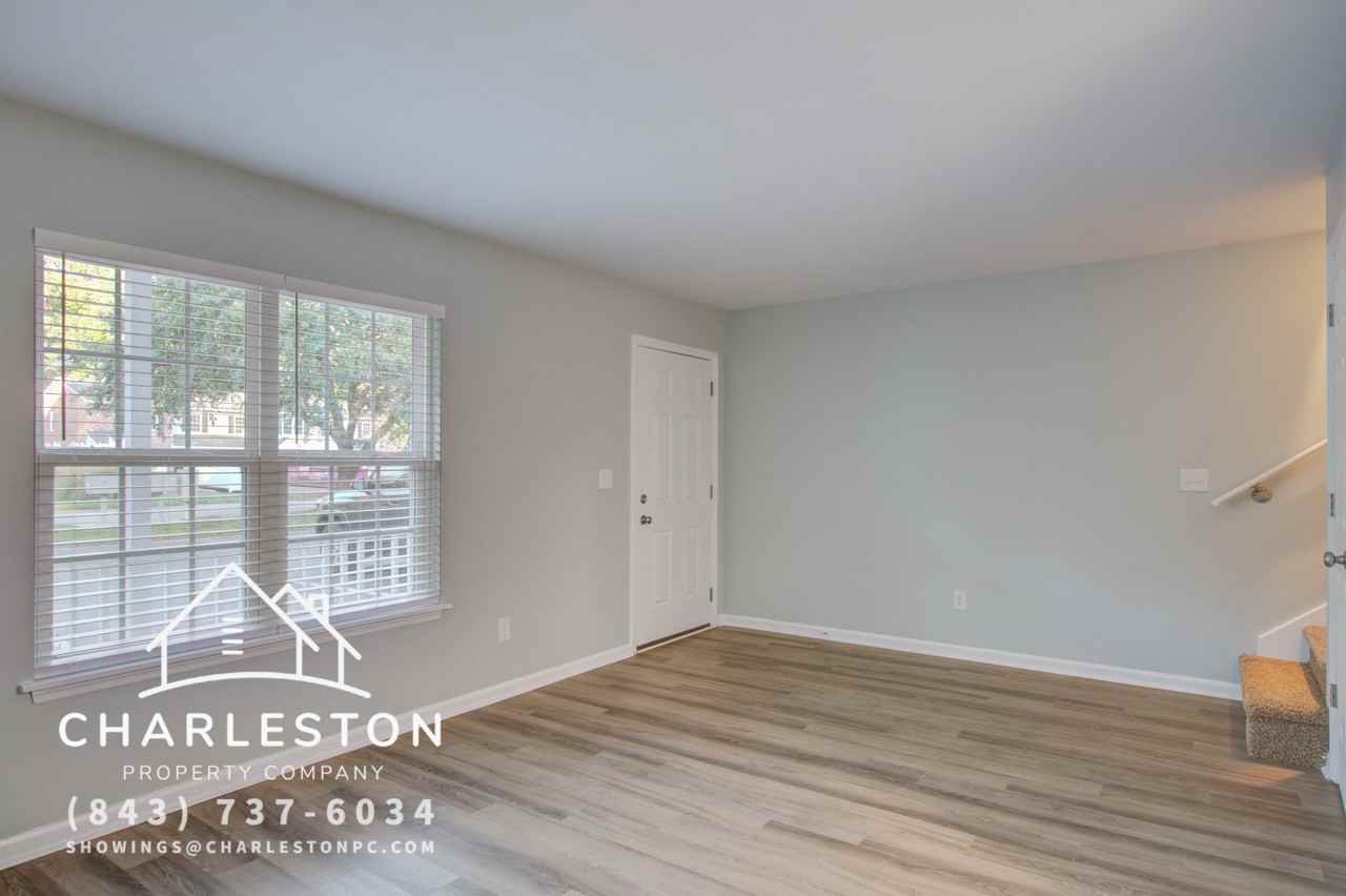 1531 Nantahala Blvd - Photo 3 of 25