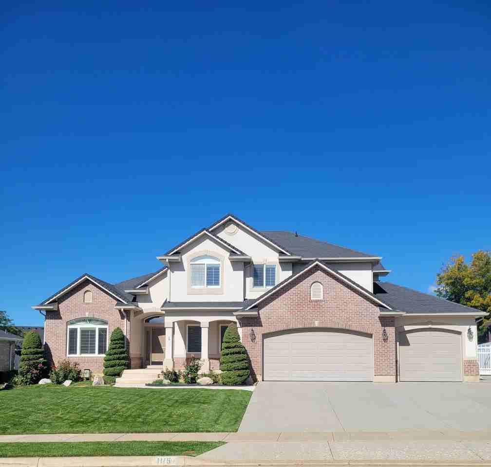 1115 E Homestead Ln - Photo 2 of 31