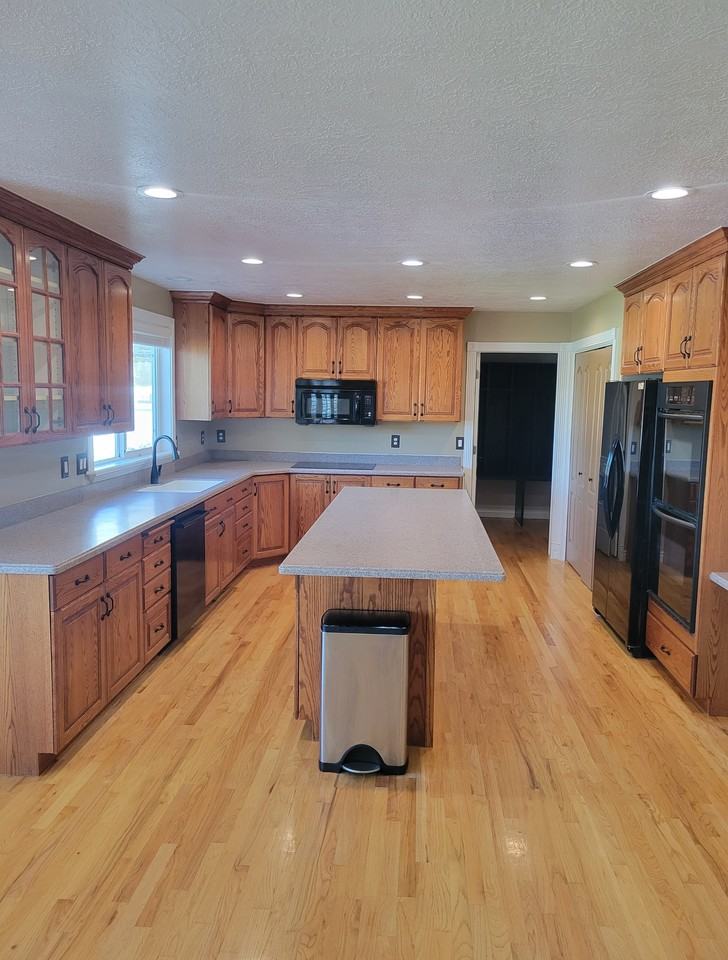 1115 E Homestead Ln - Photo 3 of 31