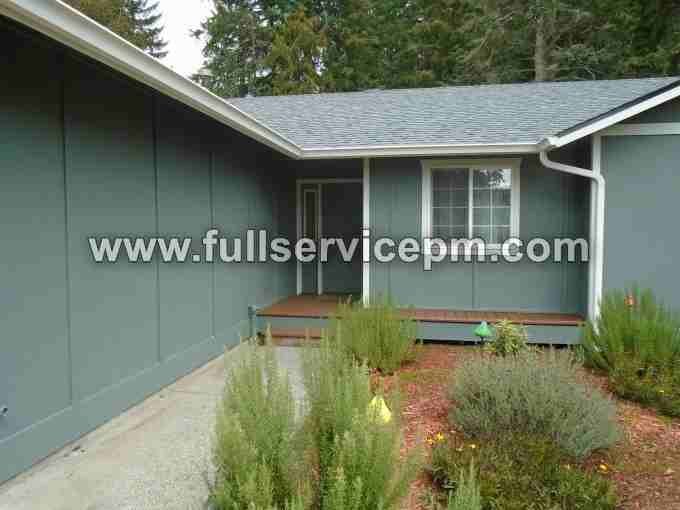 409 Gays Dr - Photo 3 of 50