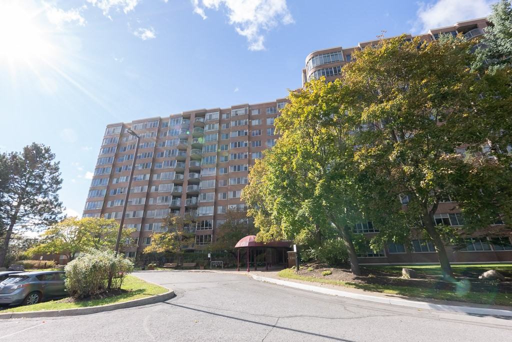 100 Grant Carman Drive #301, Ottawa, ON K2E 8B8 2 Bedroom Condo 