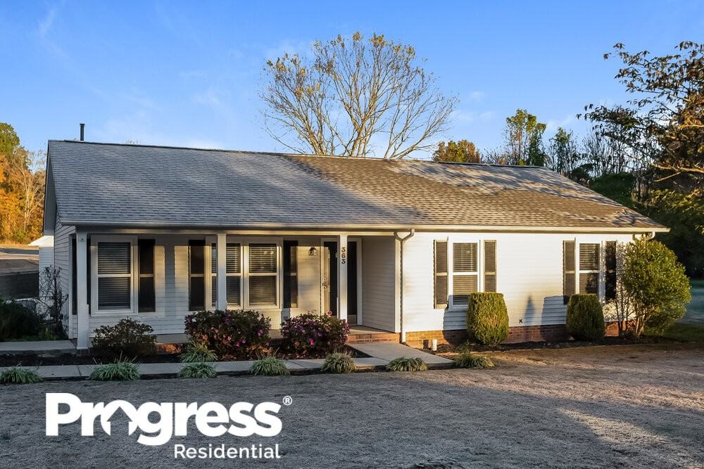 363 Honeycutt Dr Se - Photo 3 of 16