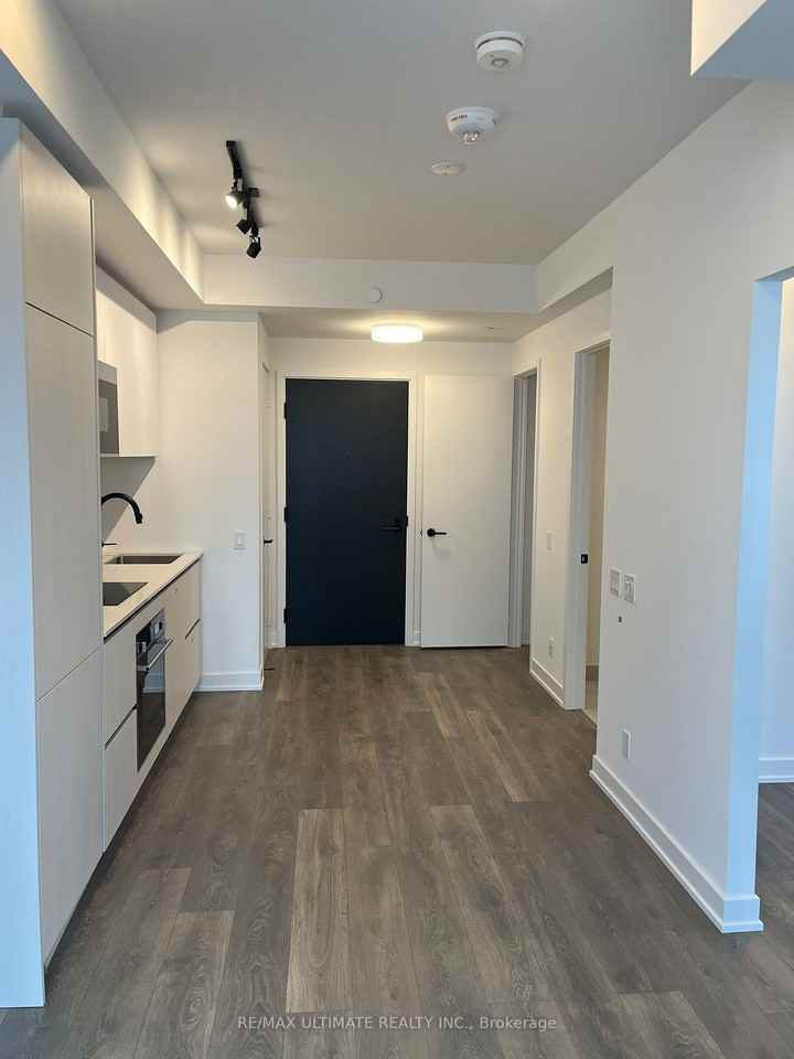 108 Peter Street #2009