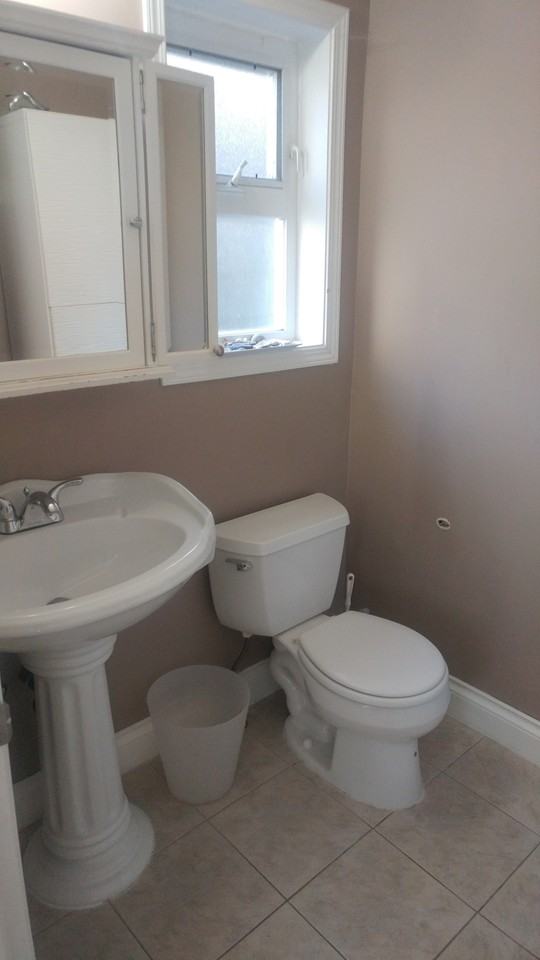 613 Drake Avenue - Photo 2 of 11