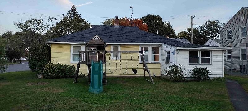 3 Wayne Dr - Photo 3 of 6