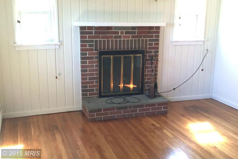 20220 Beallsville Rd - Photo 2 of 8