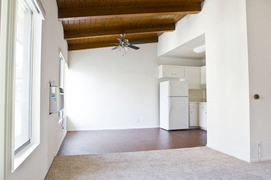 Ravencrest Apartments 1 - Photo 6 of 14