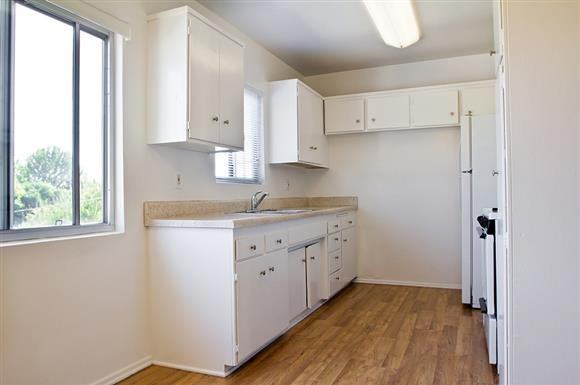 Ravencrest Apartments 2 - Photo 2 of 16