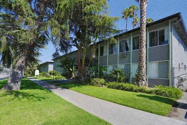 Ravencrest Apartments 2 - Photo 4 of 16