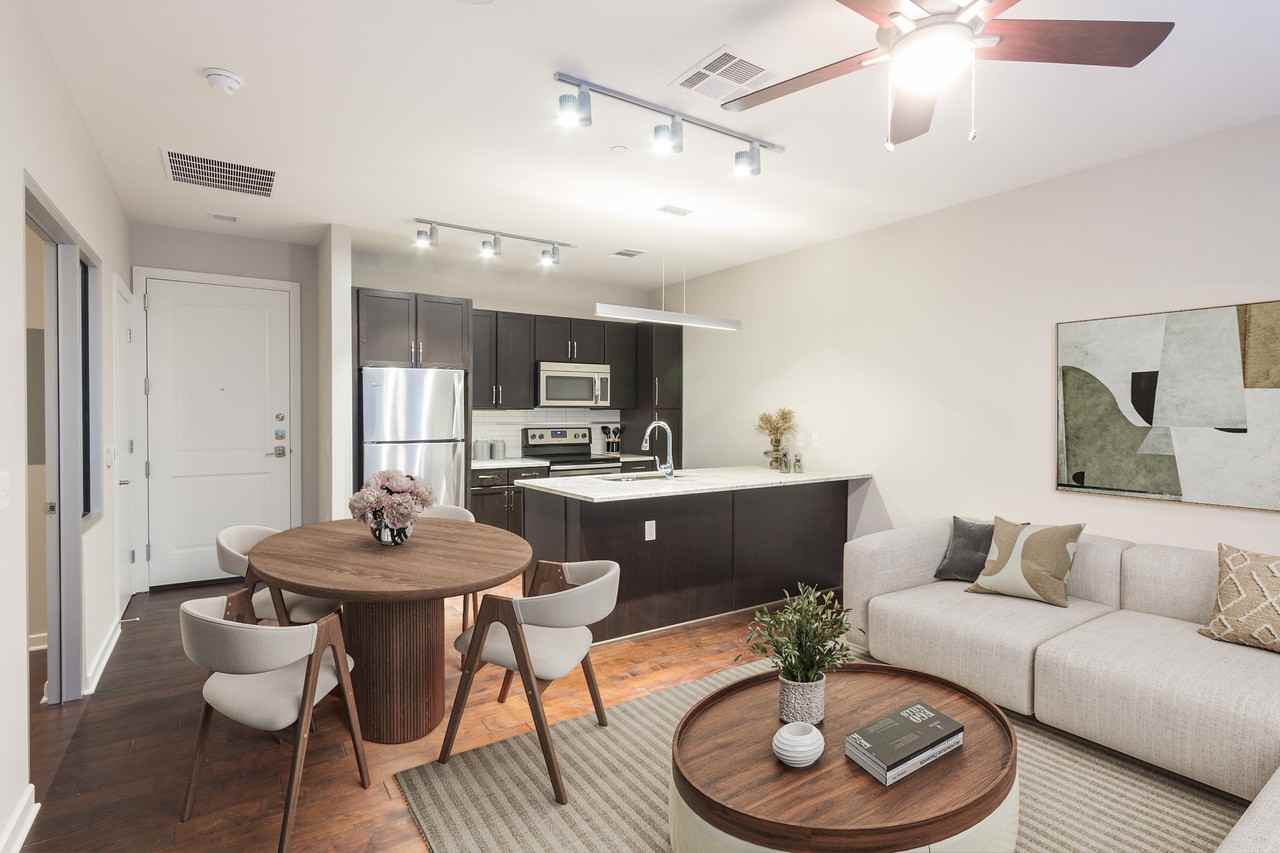 The Mayflower Apartments 411 N Akard St, Dallas, TX 75201 Zumper