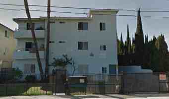 featured image of 933 N Banning Blvd