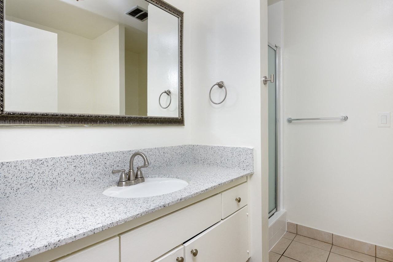 Montana House - Photo 7 of 8