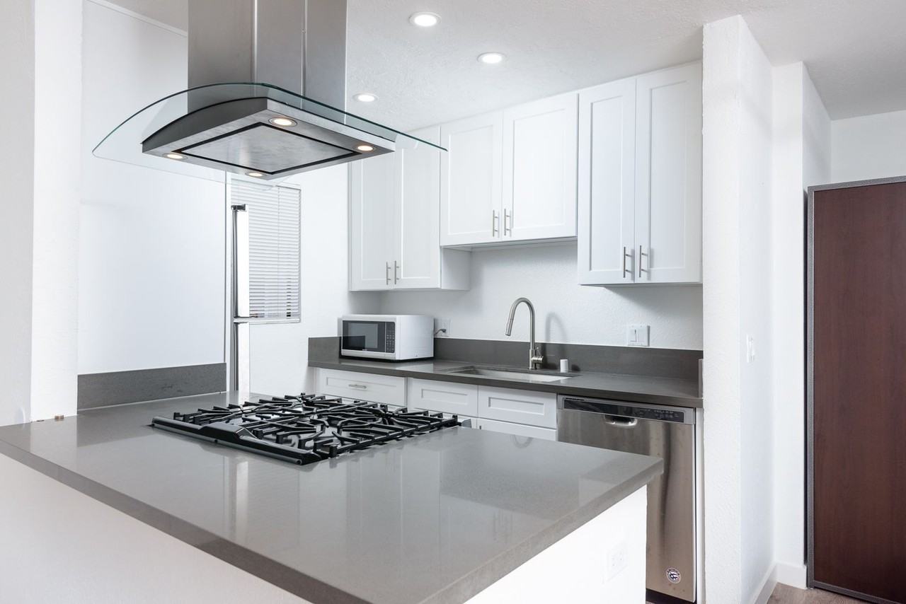 1128 Temple Ave. Student Apartments - Photo 7 of 14