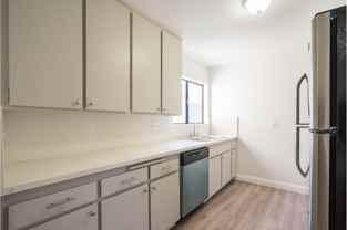 2041 N. Commonwealth Ave. - Photo 1 of 1