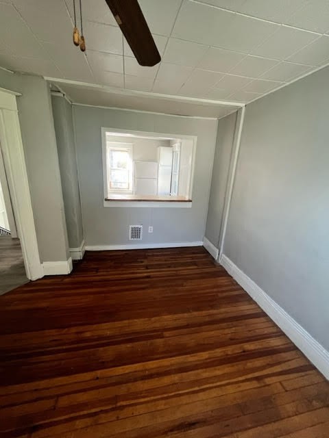 319 Carter St #UP - Photo 2 of 7