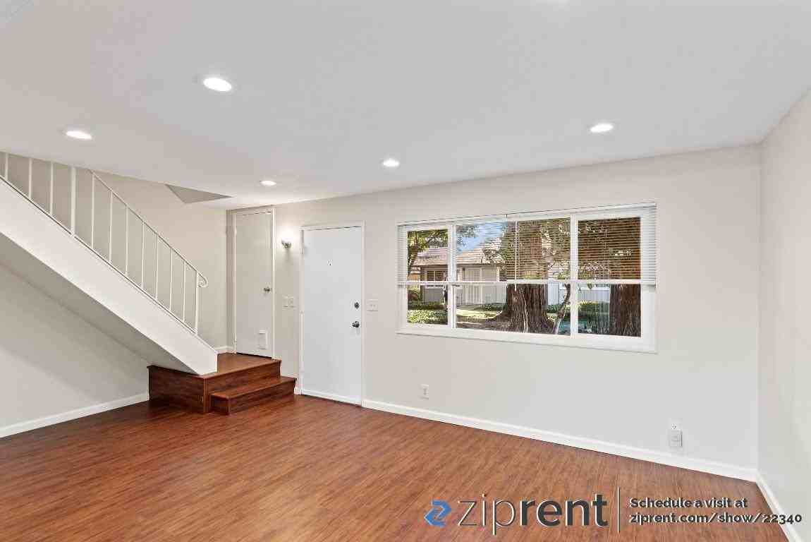 3731 Boswell Ter - Photo 2 of 24