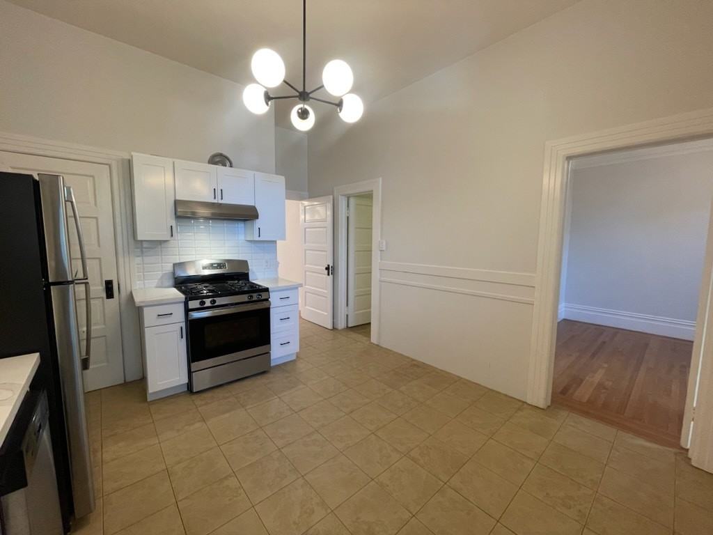 1275 Dolores St - Photo 3 of 42